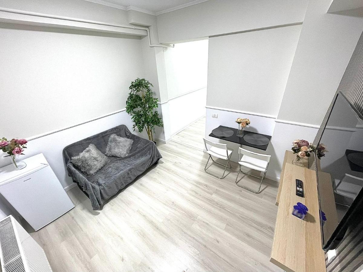 Baneasa Luxury Apartaments 부쿠레슈티 외부 사진