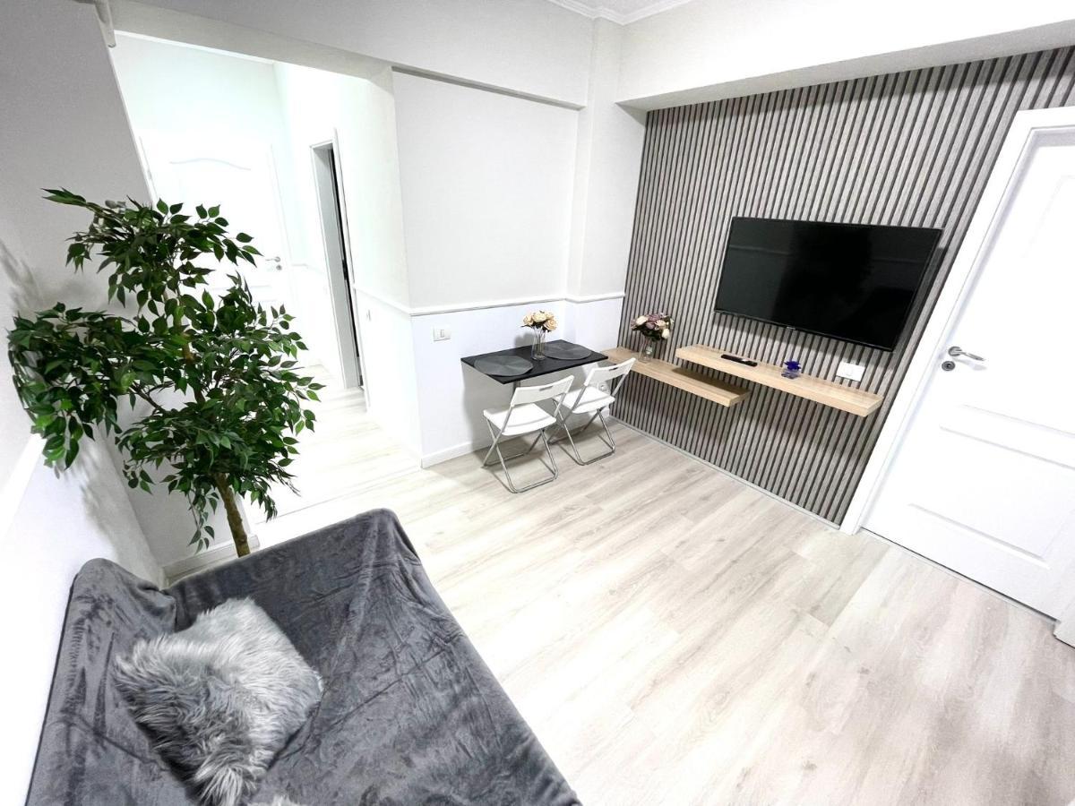 Baneasa Luxury Apartaments 부쿠레슈티 외부 사진