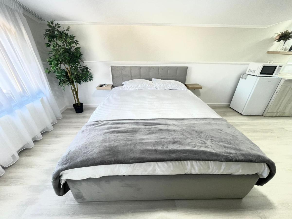 Baneasa Luxury Apartaments 부쿠레슈티 외부 사진